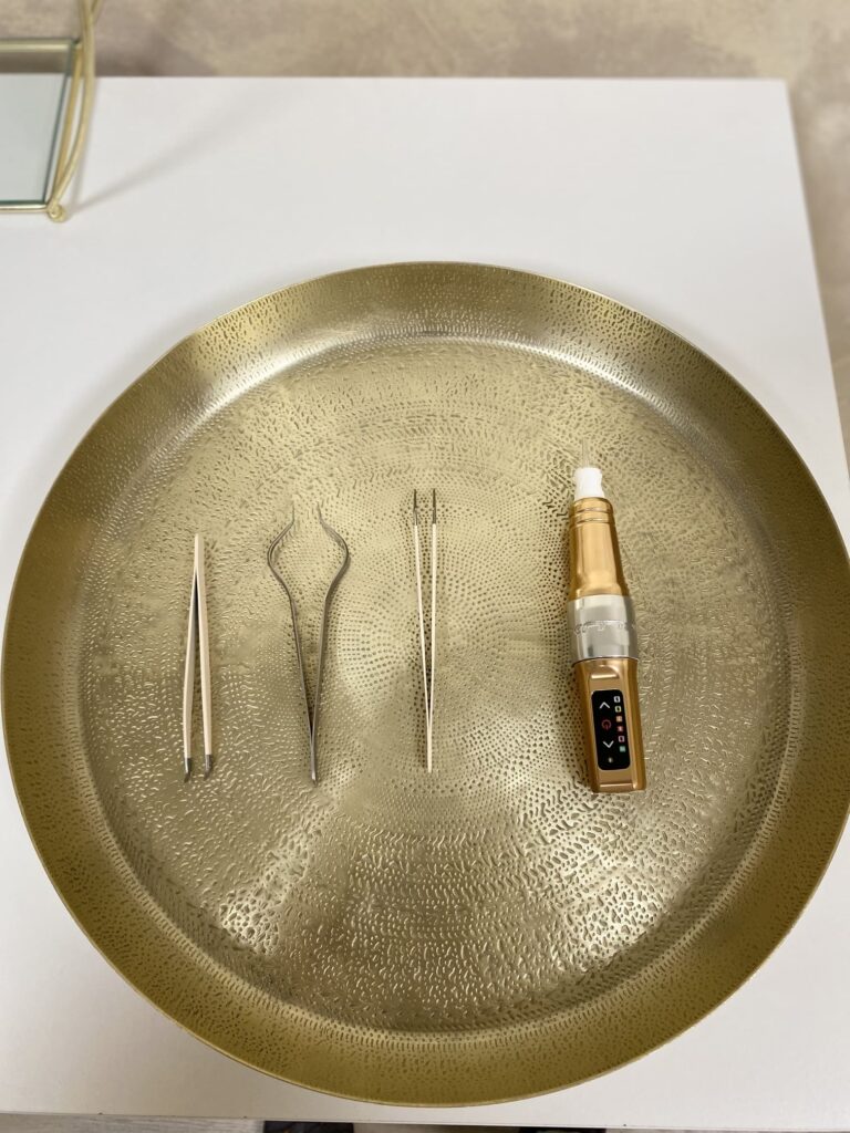 Veronika Vlková - řasy a obočí - PMU